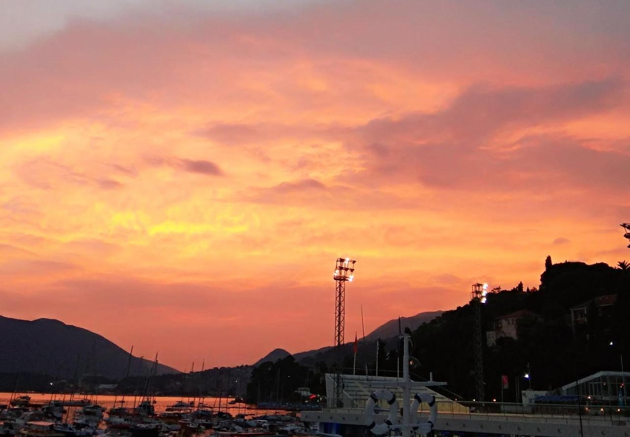 Apartments Lux Milano, Savina,Herceg-Novi Herceg Novi Exterior foto