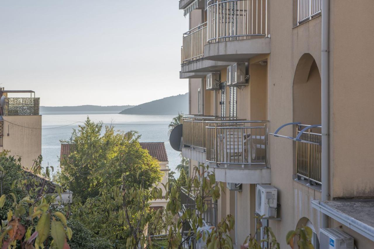 Apartments Lux Milano, Savina,Herceg-Novi Herceg Novi Exterior foto